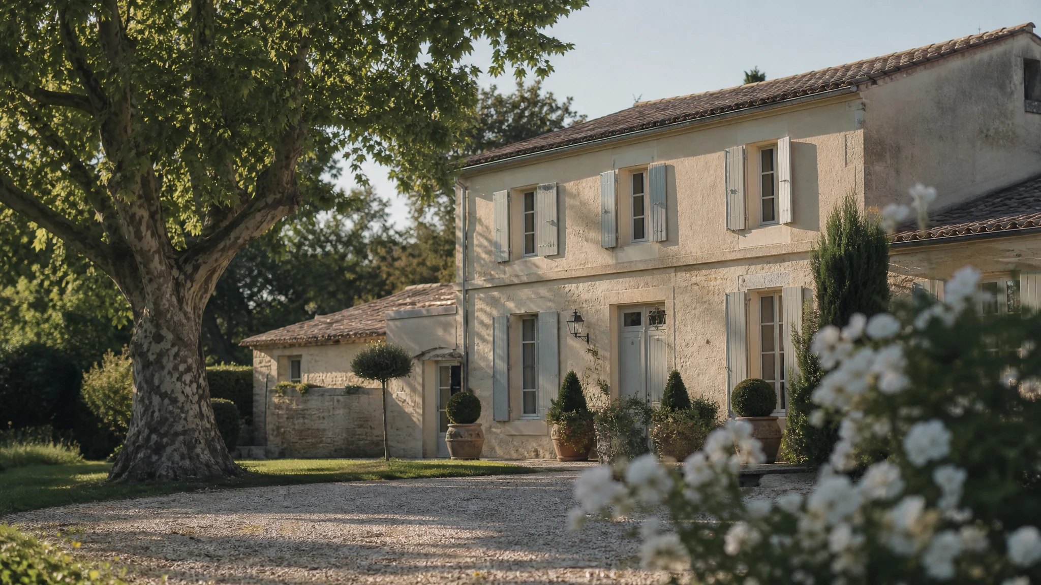 Maison girondine rénovée avec l'accompagnement de MARTI-amo près de Bordeaux